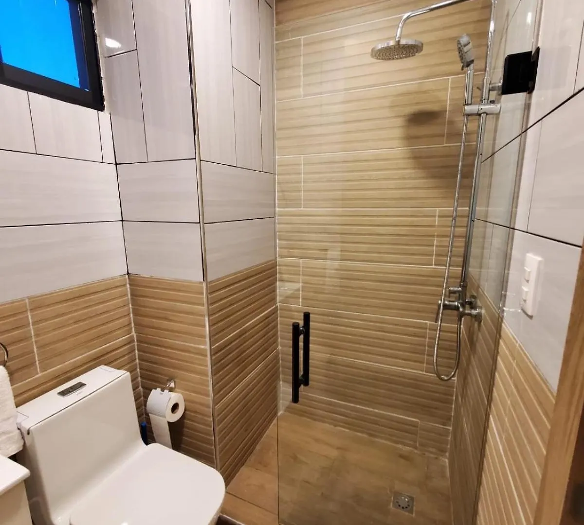 Apartamento De 236Mts2 Frente A Parque Mirador Sur Santo Domingo 0*,  Dominik Cumhuriyeti